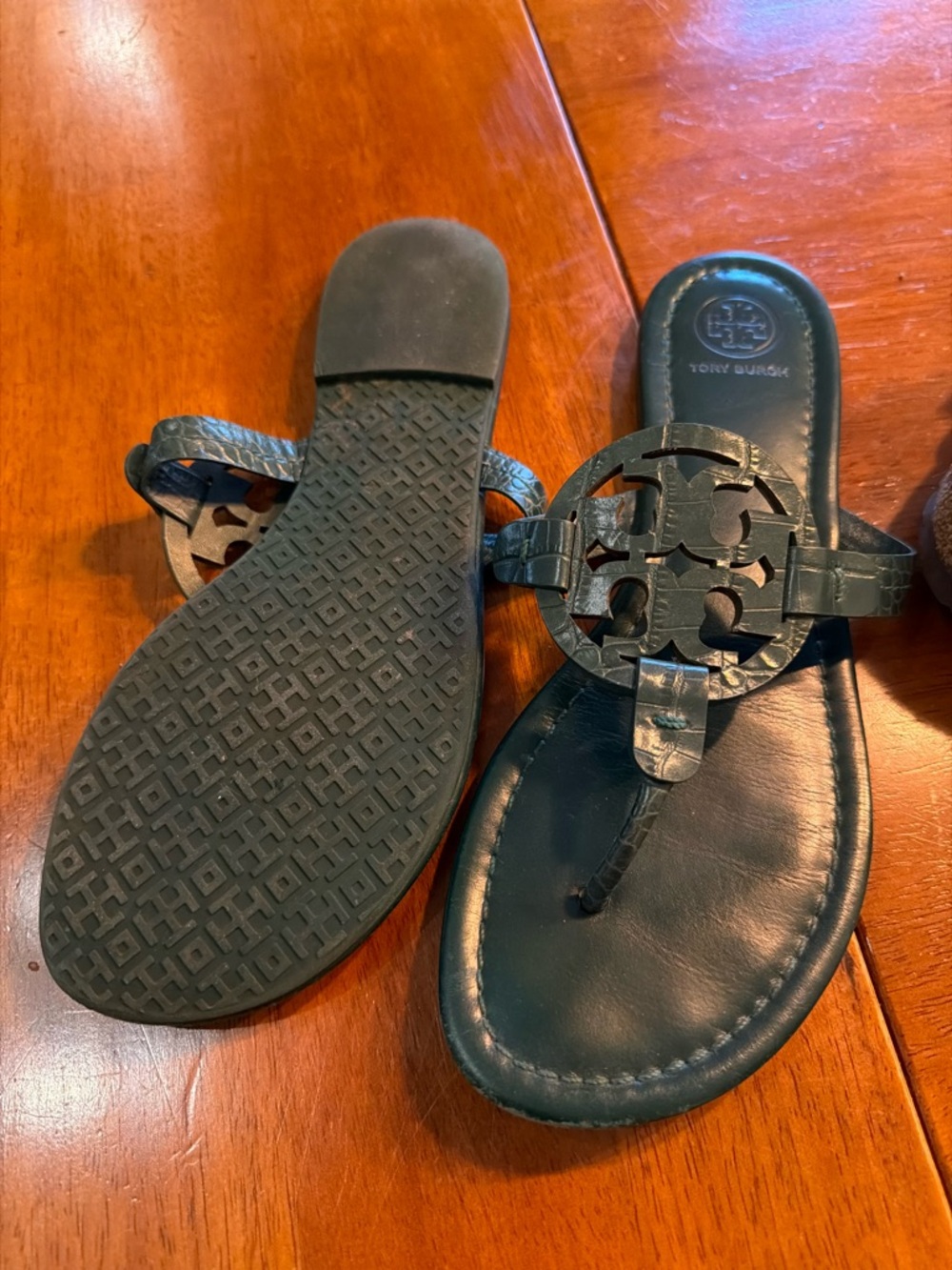 Tory Burch Black Leather Logo Thong Sandals